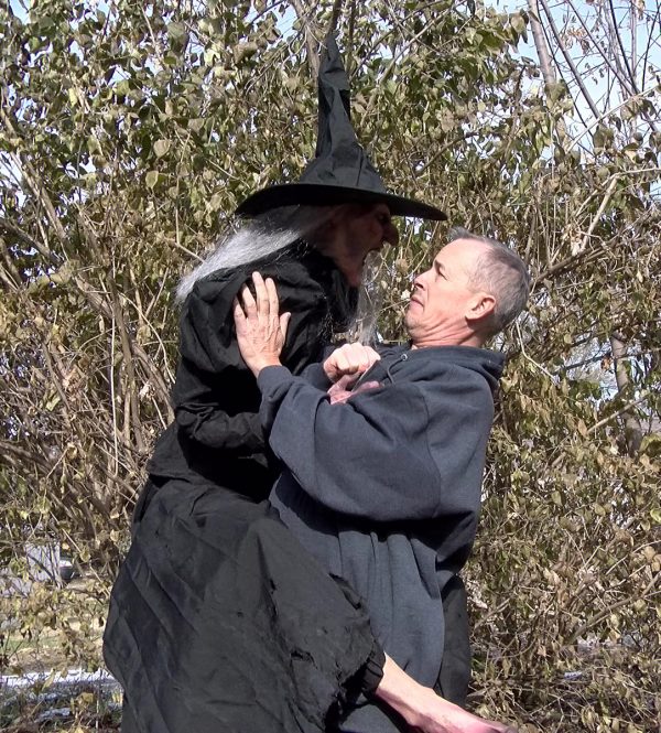Hagitha the Witch Puppet - Image 7