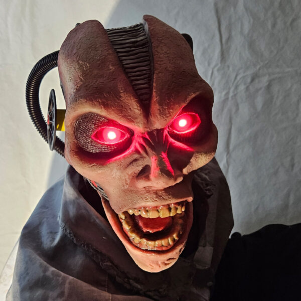 Cyborg Zombie Puppet Premium - Image 5